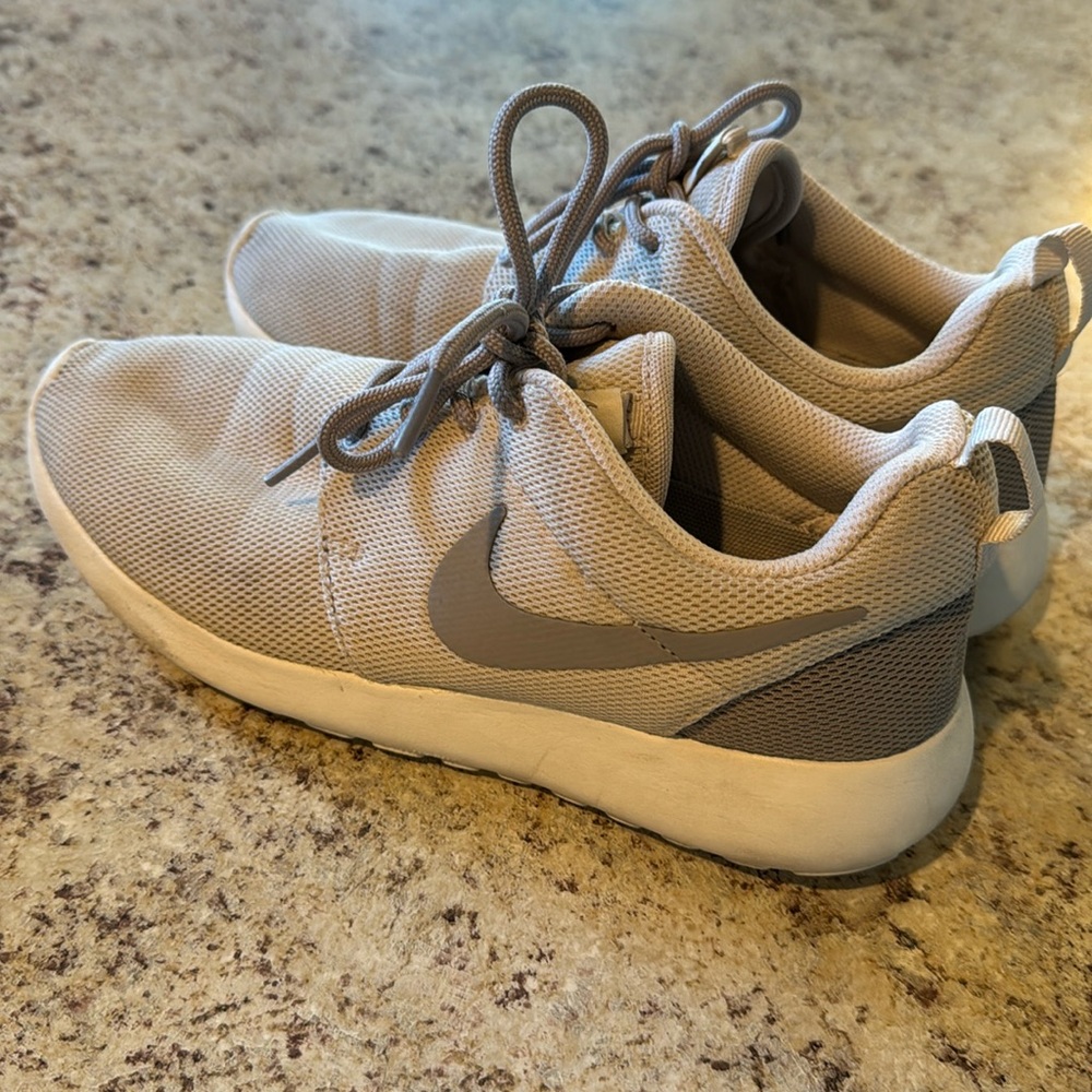 Beige Nike Roshe Running Sneakers